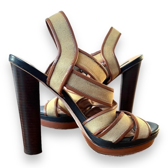 Ann Taylor Rosemary Canvas Stacked Heel Platform Sandals in Forest Moss Green - Picture 3 of 12